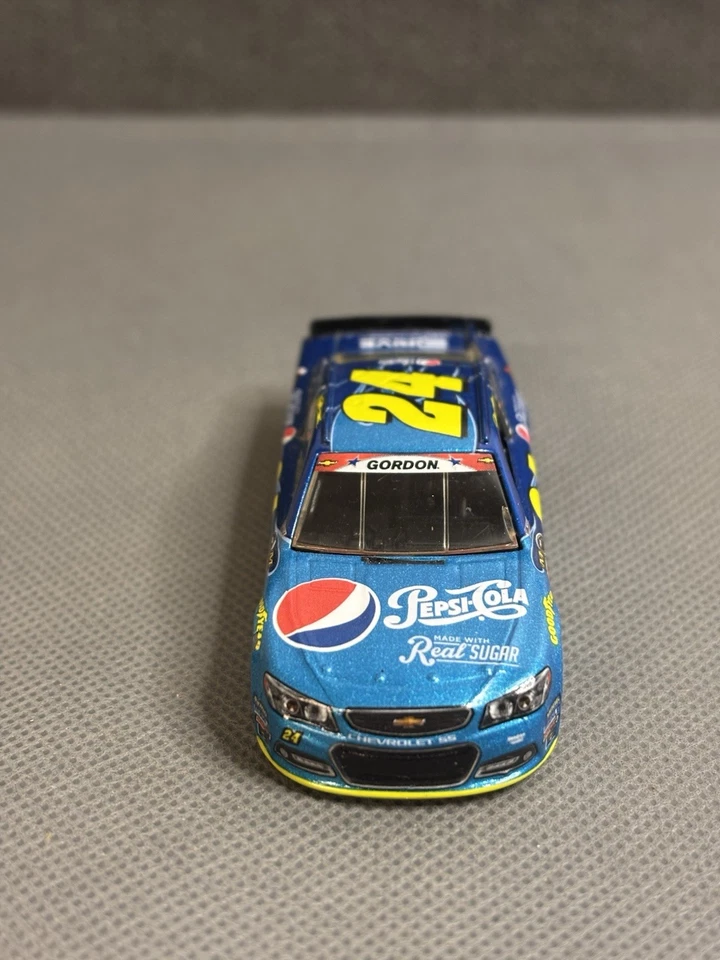 ***RARE*** LOOSE Jeff Gordon 2014 Pepsi Real Big Summer 1/64 Diecast - Image 3 of 4