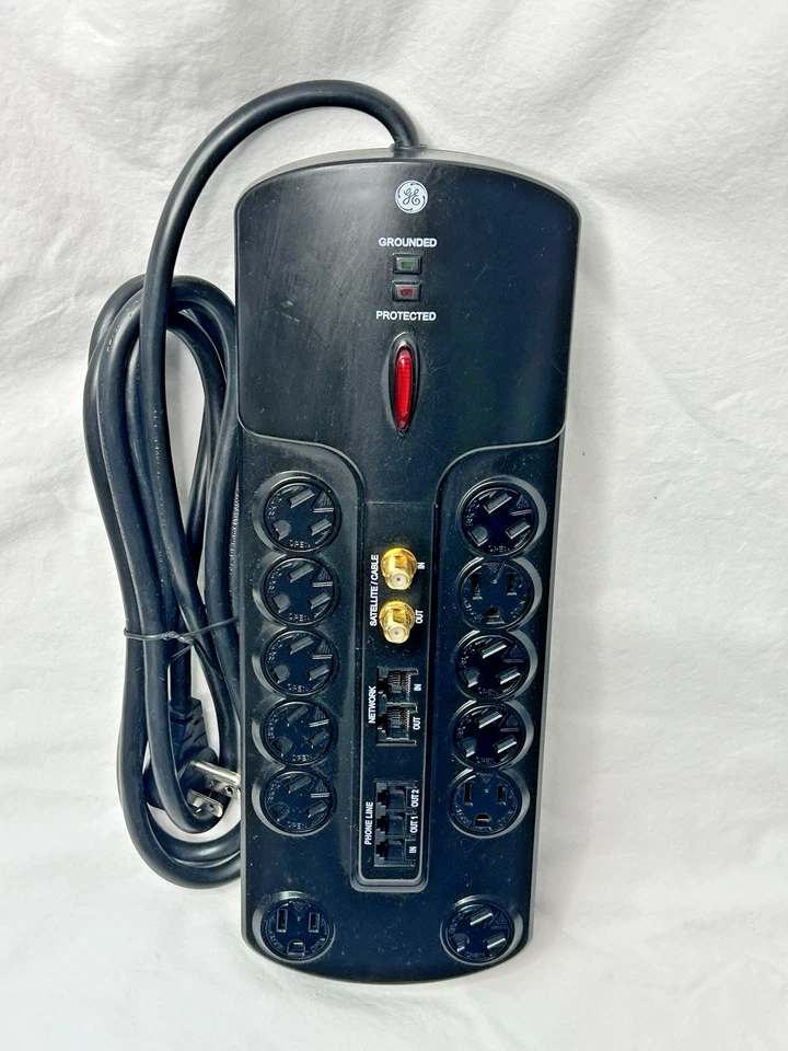 GE PREMIUM 12 Outlet Surge Protector 8 ft Long Cord 4200 Joules Router Plugs NIB - Image 2 of 4