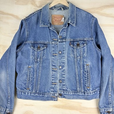 Levi Strauss & Co Denim Jacket Blue Trucker Style Size Large 77741 7110 90s