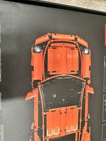 LEGO TECHNIC: Porsche 911 GT3 RS (42056)