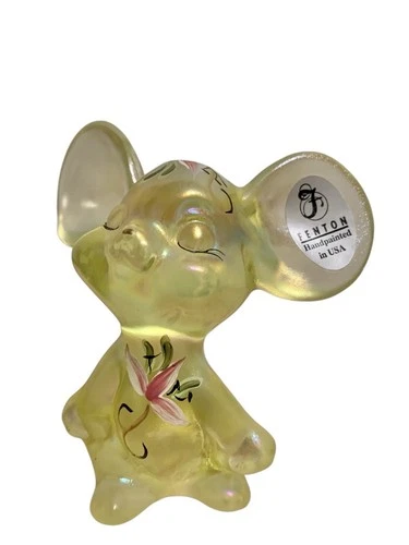 Vintage Fenton Lily Trail on Topaz Opalescent Mouse Figurine