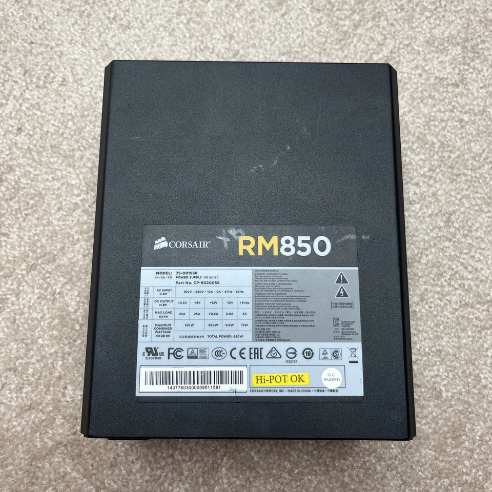 Corsair RM Series™ RM850 - 850 Watt 80 PLUS® Gold Certified Fully Modular PSU - Image 2 of 4