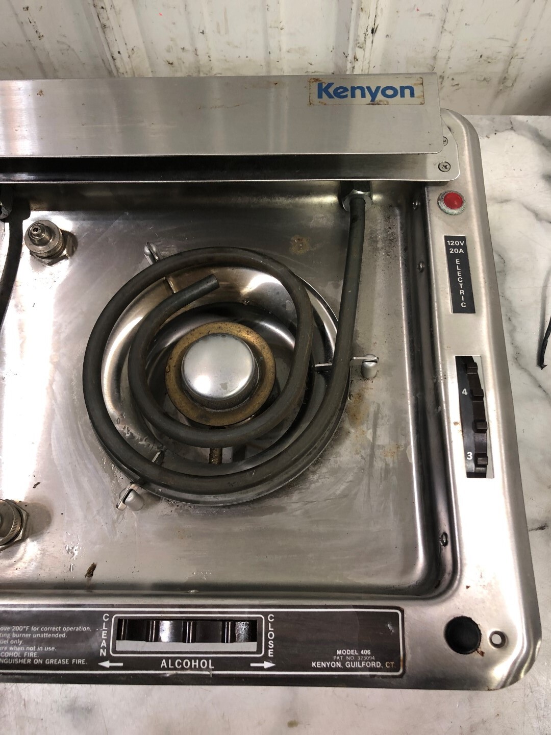 Chaparral 300 Signature 30 Boat Marine RV Kenyon 406 electric and