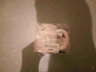 Original verpackte Tasse zum selbstbemalen von Flying Tiger