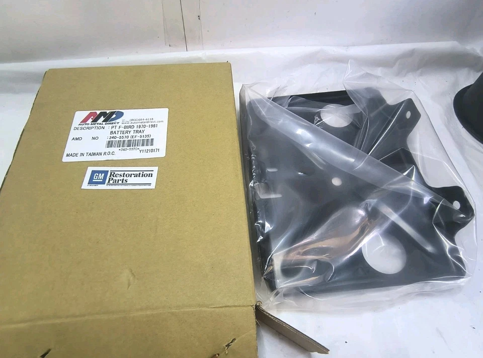 70-81 FIREBIRD TA TRANS AM FORMULA Nueva Bandeja de Batería Soporte Placa 340-5570 Foto 4 de 4