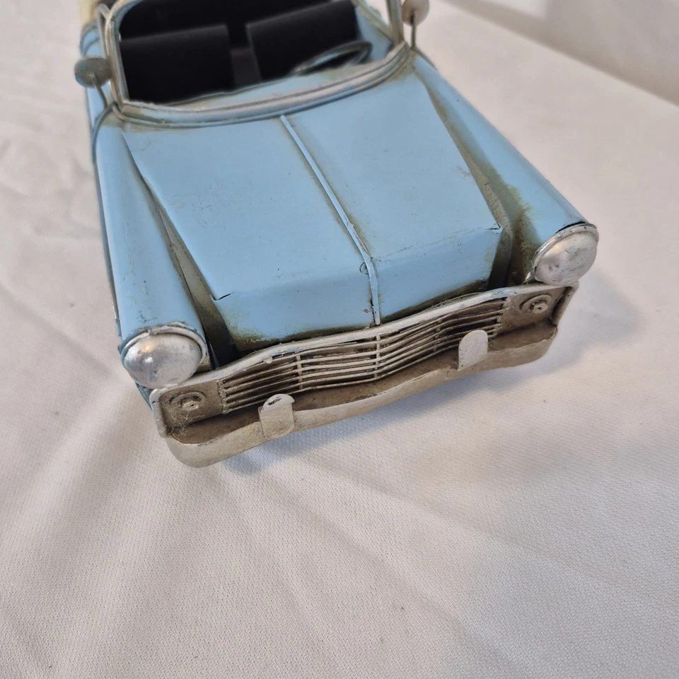 "De colección único hecho a mano estaño azul/blanco 57 convertible 11""x 4,75""x 3""" Foto 4 de 4