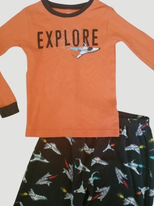 Pijama CARTER’S Naranja y Negro Térmico Polar Estampado Nave Espacial Niños Talla 7 * Foto 2 de 3