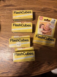 Vtg Mixed Lot 13 Sylvania Flash Cubes GE Magicubes 5 Pkgs 1 Partial