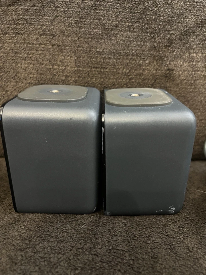 HTC VIVE SteamVR 2 1.0 Base Stations  + Power Adapters - TESTED & WORKING - Image 4 of 4