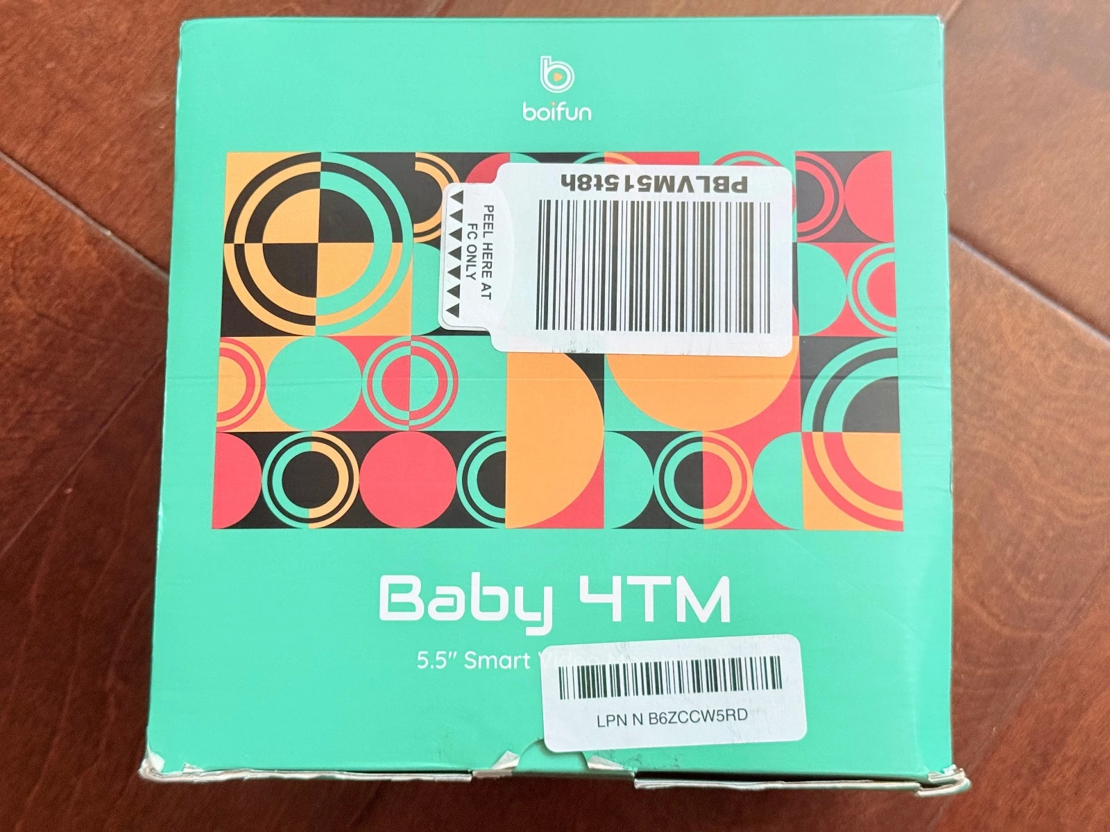 BOIFUN 5.5" AI 4MP Split Screen Baby Monitor with 2 Cameras - Open Box