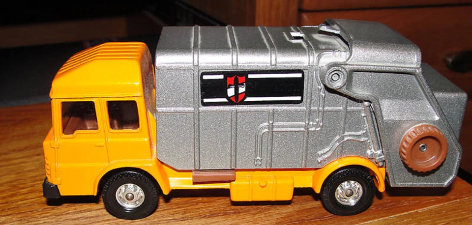 CORGI #1116-B1 REVOPAK GARBAGE TRUCK 1979 MADE IN GREAT BRITAIN - Image 3 of 4