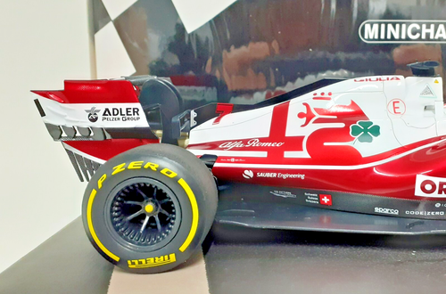 Model Car 1:18 MINICHAMPS F1 Alfa Romeo C41 Kimi Raikkonen Gp Bahrain 2021 - Picture 6 of 12
