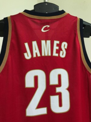 CLEVELAND CAVALIERS NBA BASKETBALL JERSEY VINTAGE CHAMPION LEBRON