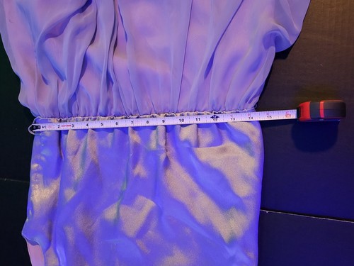 Satin Dress with buttoned sash - Picture 4 of 9