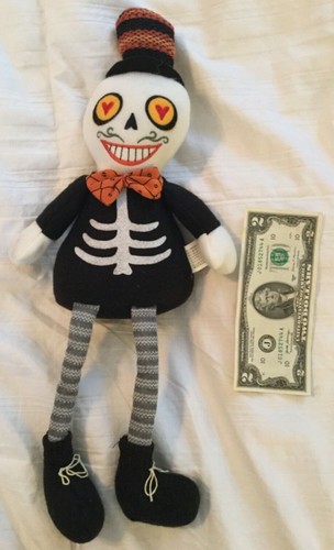 Halloween Decorations 2 Velvet Pumpkins & Plush Skeleton Doll - Picture 11 of 12