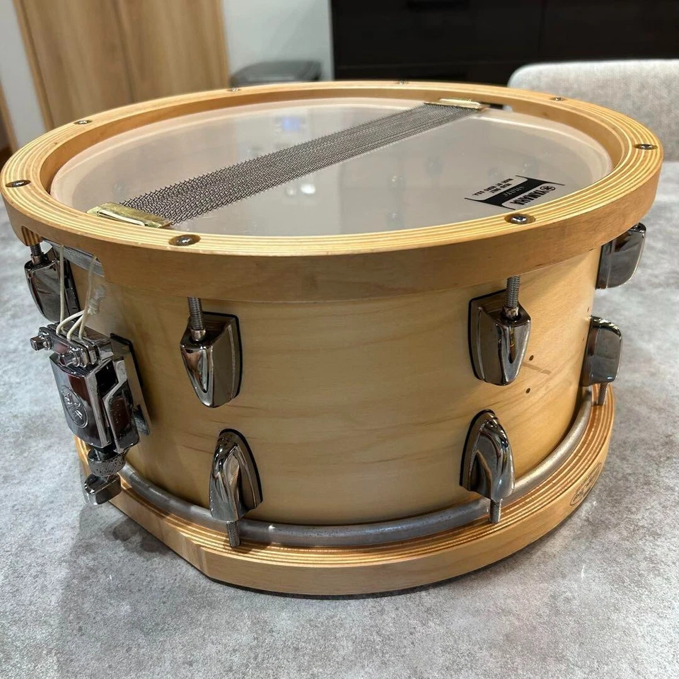 Tambor redoblante de arce Yamaha MSD-1365SJ Steve Jordan bueno Foto 4 de 4