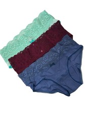 Victoria's Secret Hiphugger Hipster Panties Lot 3 Small Floral Lace New