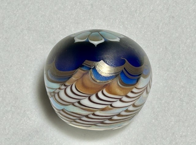 Vintage Lundberg Studios (Daniel Salazar) Paperweight - Flower - 1975