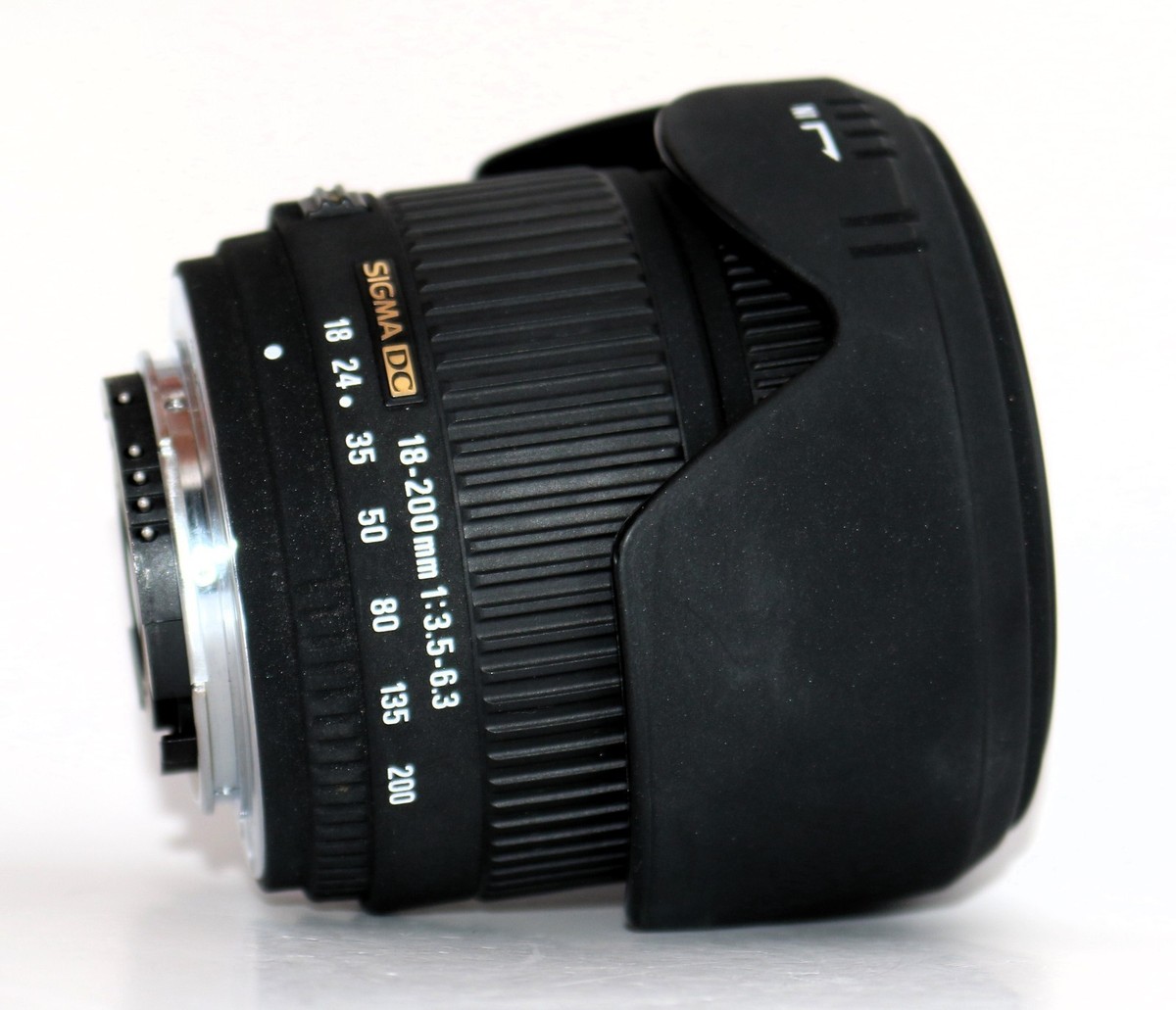Sigma AF 18-200mm f/3.5-6.3 DC Macro Zoom Lens for Nikon F Mount