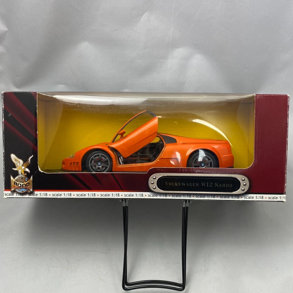 Coche diecast vintage 2001 Yat Ming Volkswagen W12 Nardo 1:18 firma de carretera 92488 Foto 4 de 4