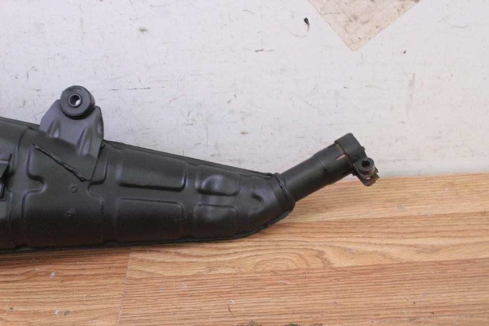 Silenciador de silenciador SUZUKI DR125 1988 Foto 4 de 4