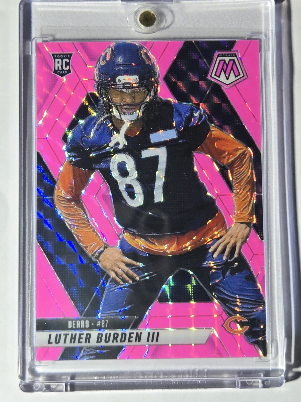💥2025 BEARS Mosaic Luther Burden III Pink Fluorescent 5/10 Rookie RC SSP #383💥