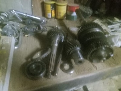 Chevrolet GMC  NV3500 Transmission 4x4 parts Getrag MG5 assorted gear pieces