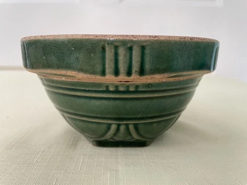 MCCOY Green Vintage Antique Stoneware Yellow Ware ART DECO Bowl 6.5"