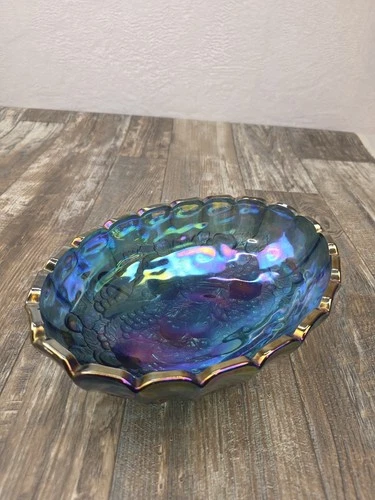 Vintage Large Indiana Grape Iridescent Blue Oval Carnival Glass Fruit Bowl. 💖💜