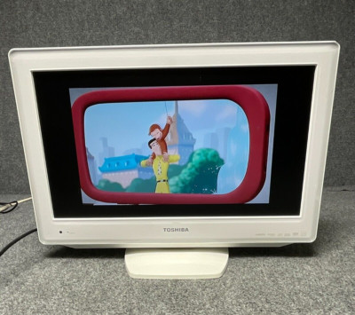 Toshiba LCD TV/DVD Player 22LV611U-T, 720p Combination In White