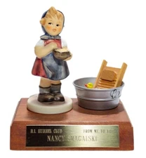 GOEBEL HUMMEL Germany "From Me To You" Porcelain Figurine On Wood Base TMK6