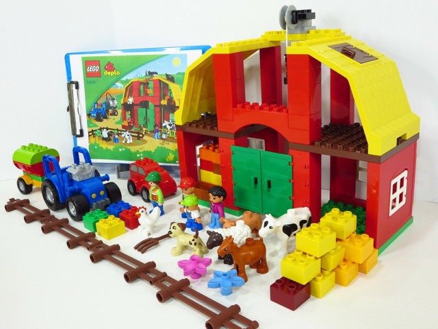 59a8177f3acf Detailed Look Lego 5649 Duplo Legoville Big Farm
