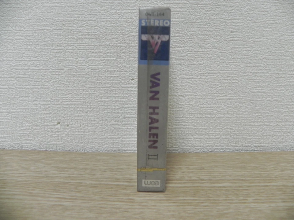 Van Halen - II 1983 KOREA 1st Press Cassette Tape / SEALED NEW - Image 2 of 4
