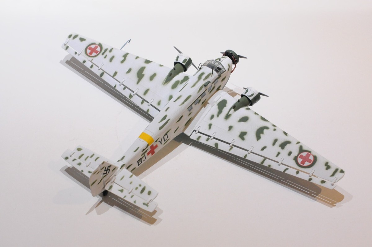 FRANKLIN MINT ARMOUR WWII JUNKERS JU-52 LUFTWAFFE AMBULANCE