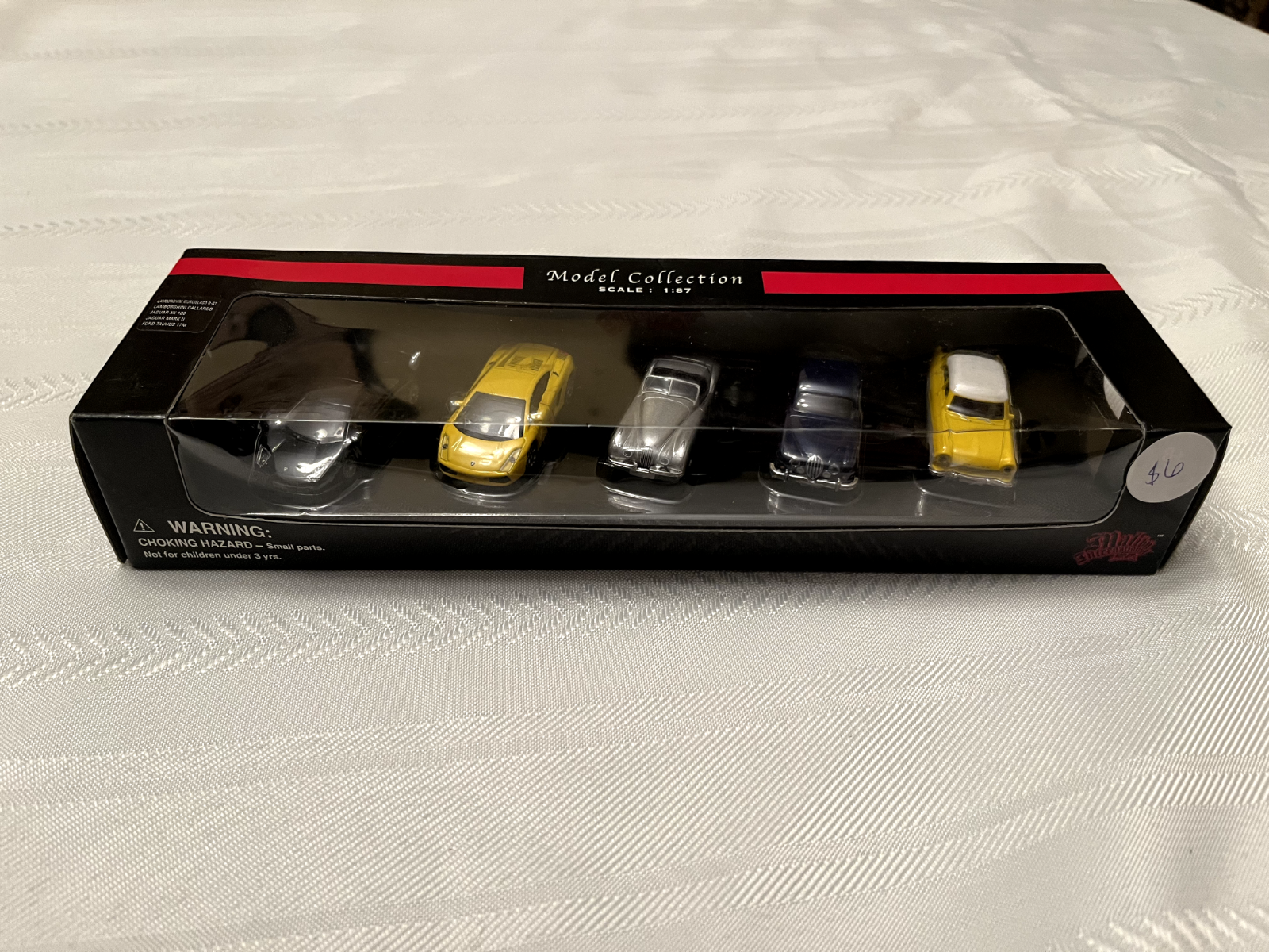 Malibu Intl 1:87 Diecast 5-Car Model Collection