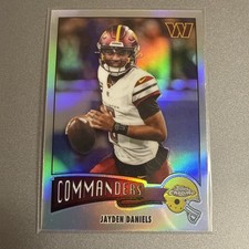 2025 Topps Chrome 1975 Topps Football Jayden Daniels #1975-34 Refractor Commader
