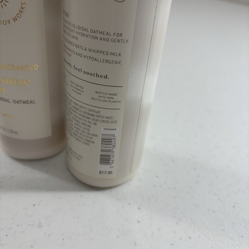 2x Bath & Body Works Sensitive Skin COLLOIDAL OATMEAL Body Lotion 7.8 Fl Oz Milk - Picture 3 of 3