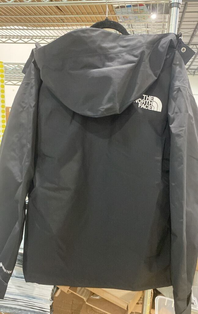 The North Face Men's GORE-TEX Black Hoodie Jacket M - Winter The North Face Men's GORE-TEX Black Hoodie Jacket M - Winter