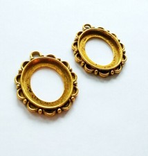 2 Cabochon Settings Cameo Frame Pendants Oval Antiqued Gold Jewelry Findings