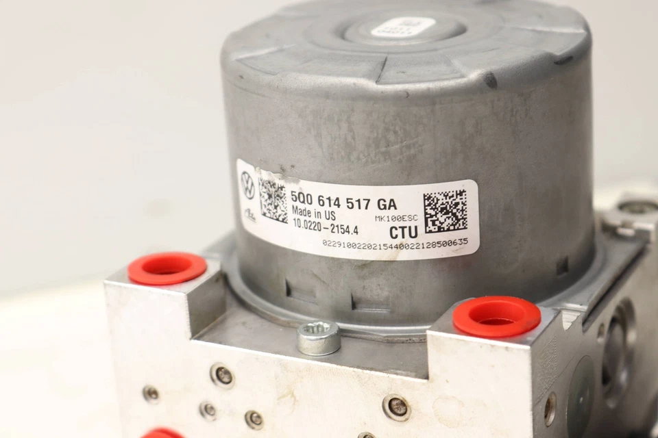 2017-2020 AUDI A3 QUATTRO - ABS PUMP / Module UNIT 5Q0614517GA - Image 2 of 4