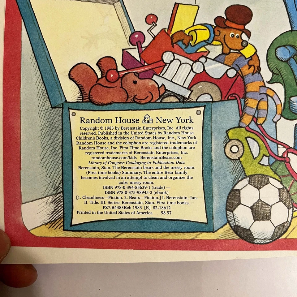 The Berenstain Bears and the Messy Room - Image 2 of 4