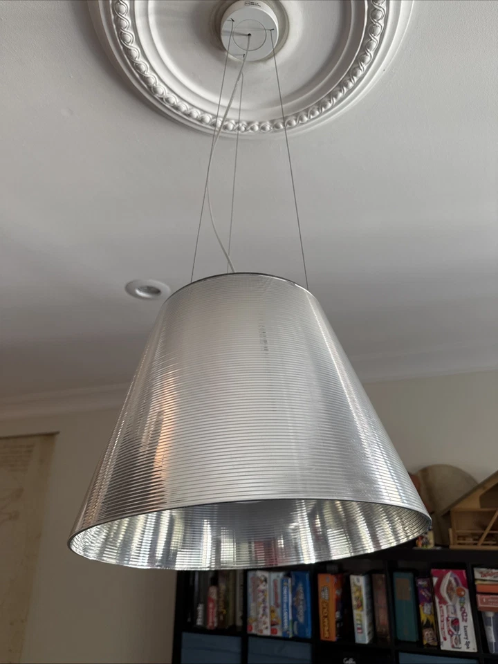 Flos, Ktribe S2 Transparente, Philippe Starck, 2005 Foto 2 de 3