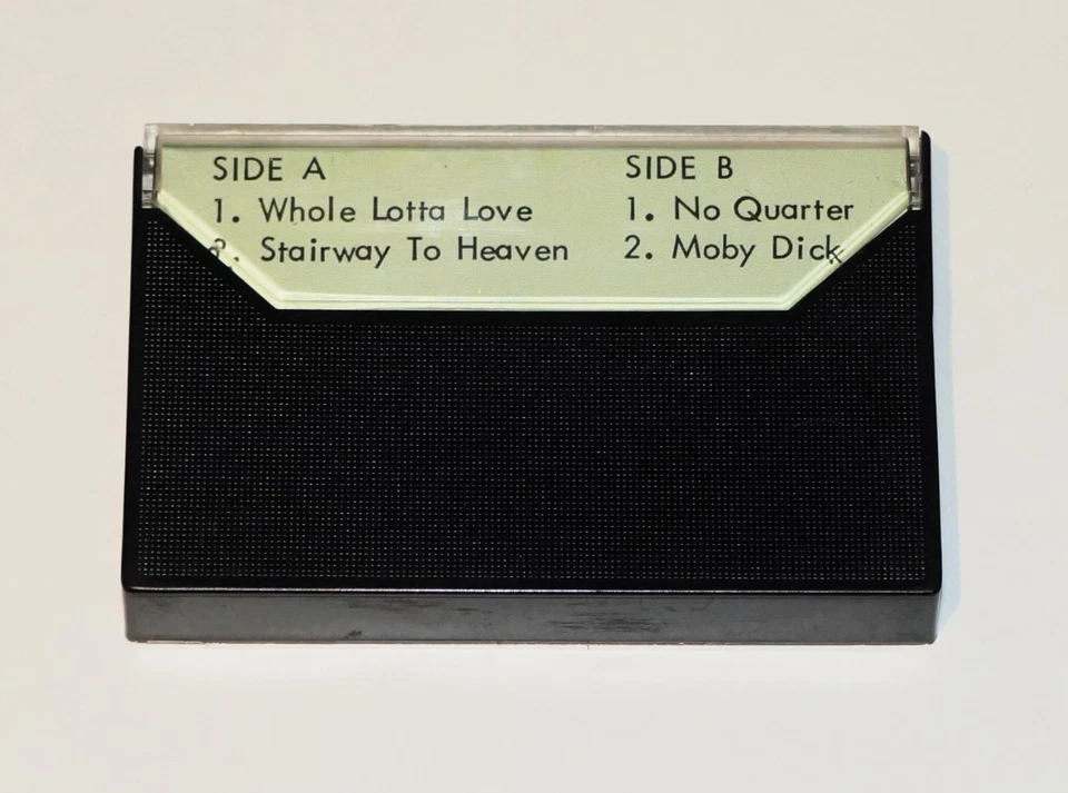 Led Zeppelin - Vol 2 - Paper Label - 4 Track Cassette Tape - Image 2 of 4