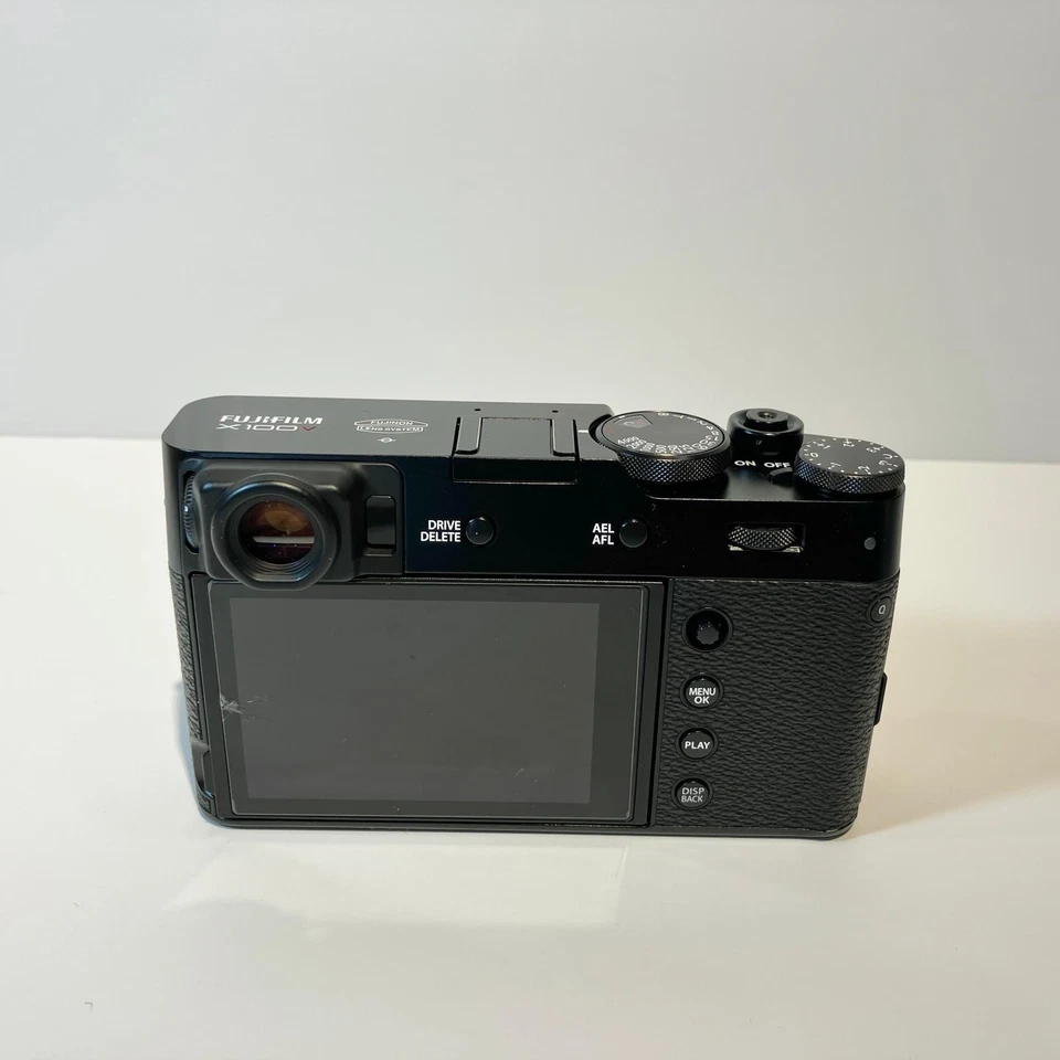 Fujifilm X100V Black - 26.1MP Compact Digital Camera - Shutter Count 300 - Image 3 of 4
