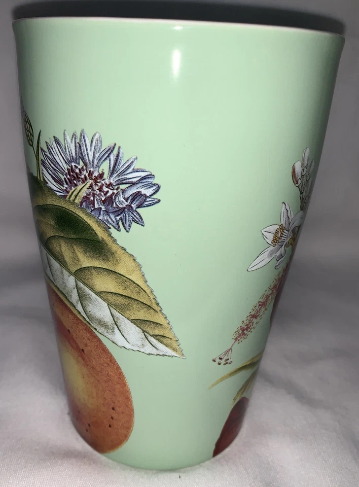 Tapa de taza Tea Forté Green Fleur Kati sin infusor 5,5" de alto Foto 4 de 4