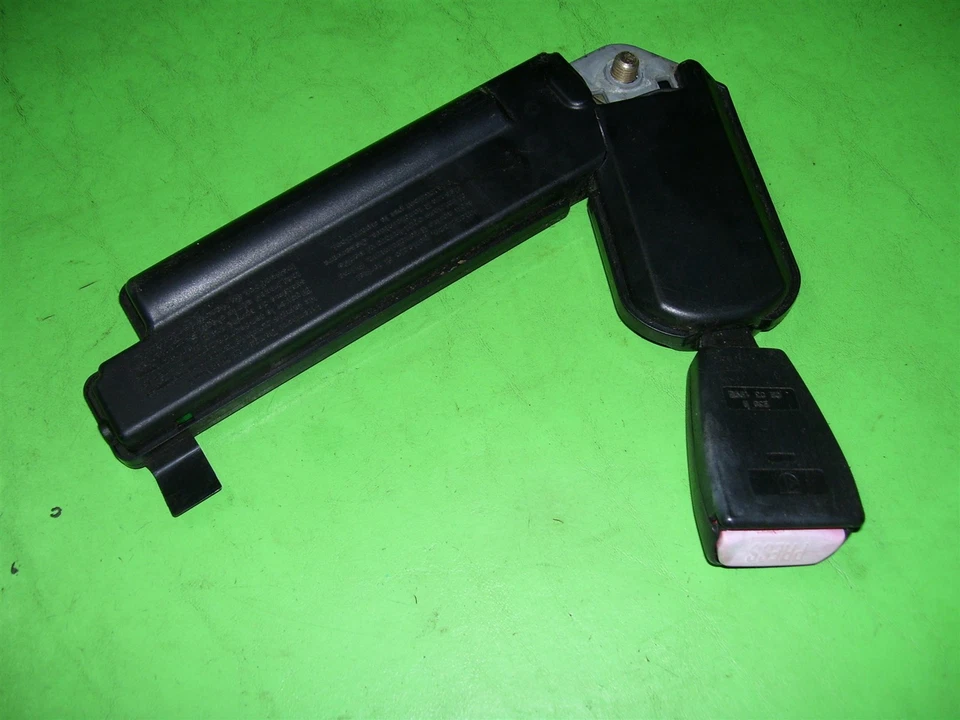 BMW 740IL RH Cinturón de seguridad delantero derecho pestillo tensor mecanismo 1993 hebilla Foto 2 de 3