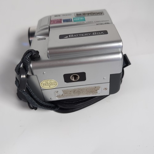 JVC MX7000 Digital Video Camcorder Silver with Camera Bag Spares