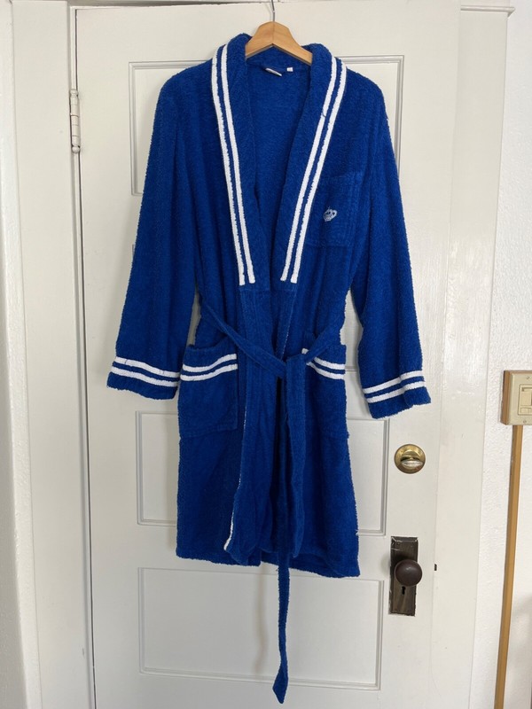 TBCO heavy terry cloth robe - Highly rated Buy It For Life recommendation