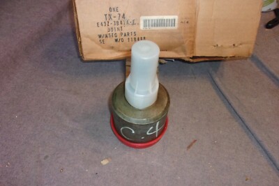 TEMPO, ESCORT, EXP, LYNX, TOPAZ 1.6L 4SPD MANUAL TRANS cv axle joint RH ORIG.NOS