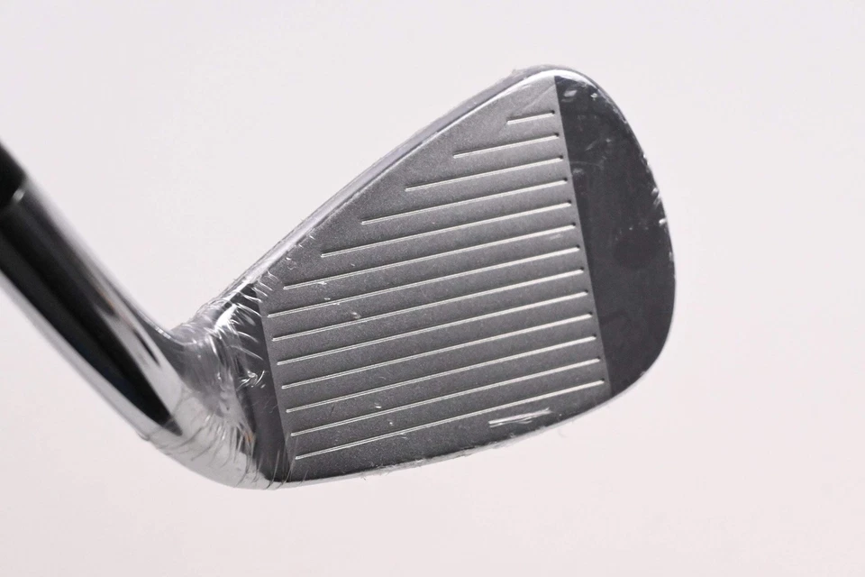 Left Hand Wilson Dynapwr #6 Iron / 27.5 Degree / Stiff Flex KBS Tour Lite - Image 2 of 4